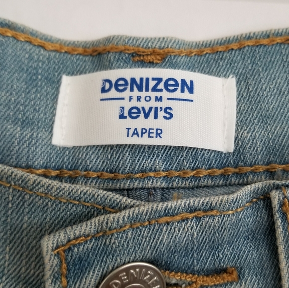 NWT Denizen Levi's Light Wash Taper Jeans Size 16 Regular - Picture 9 of 11
